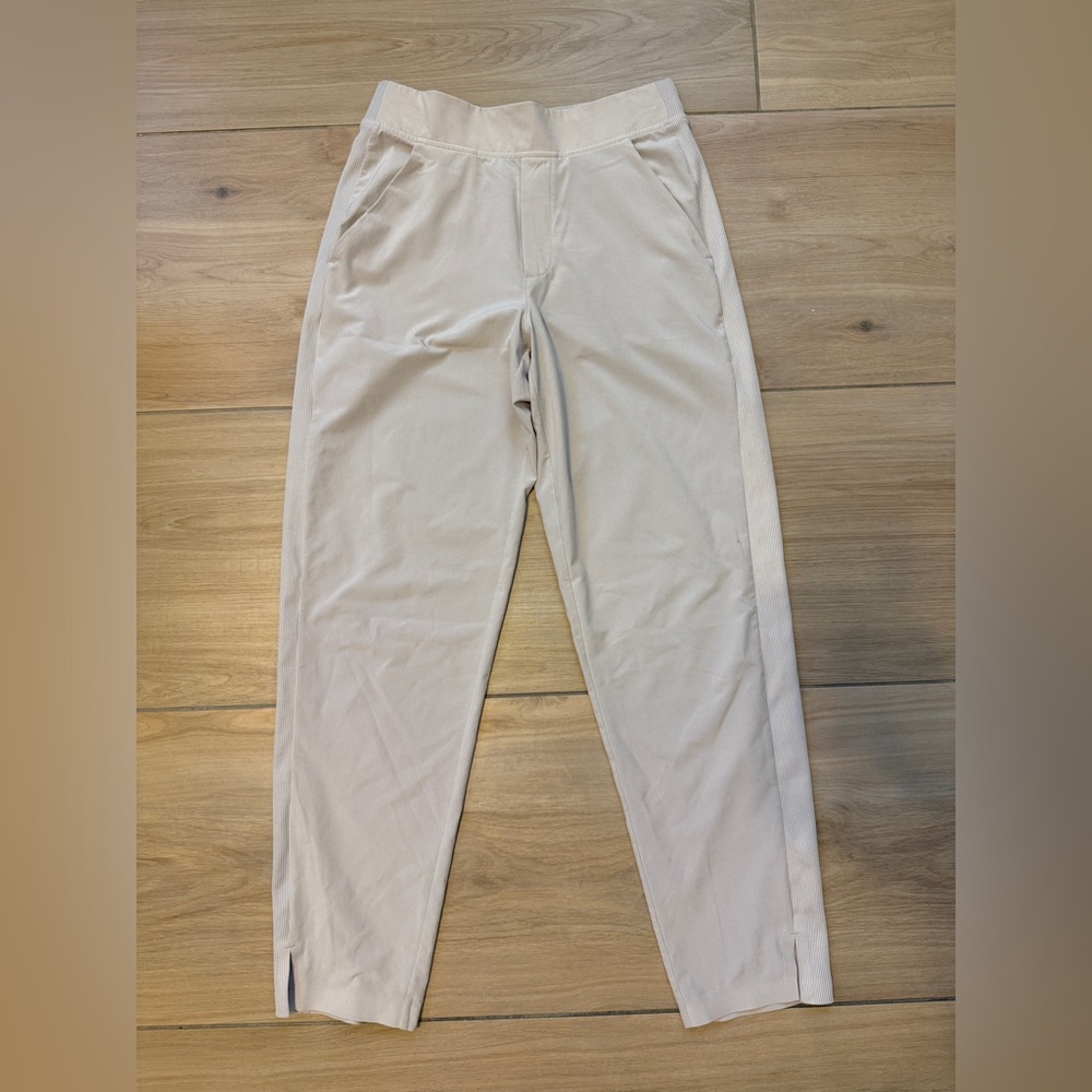 Athleta Brooklyn Cream Pants